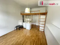 Pronájem bytu 1+kk, Praha - Smíchov, Kmochova, 25 m2