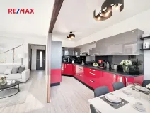 Prodej bytu 3+1, Kladno, Vašíčkova, 77 m2