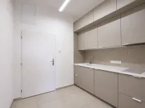 Pronájem bytu 1+kk, Praha - Holešovice, Na Maninách, 32 m2