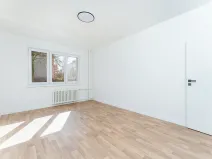 Prodej bytu 3+1, Praha - Malešice, Káranská, 76 m2