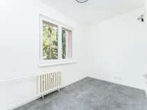 Prodej bytu 3+1, Praha - Malešice, Káranská, 76 m2