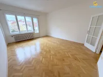 Pronájem bytu 1+kk, Praha - Nusle, Nuselská, 34 m2