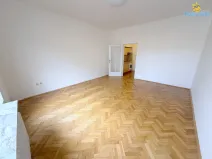 Pronájem bytu 1+kk, Praha - Nusle, Nuselská, 34 m2