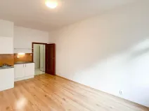 Pronájem bytu 1+kk, Praha - Vinohrady, Římská, 25 m2