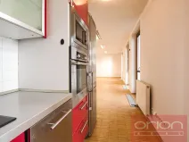 Pronájem bytu 1+kk, Praha - Žižkov, Husitská, 48 m2