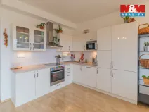 Pronájem bytu 2+kk, Čelákovice, náměstí 5. května, 60 m2