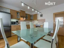 Prodej bytu 3+1, Zliv, Dolní náměstí, 89 m2