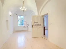 Pronájem bytu 2+1, Jindřichův Hradec - Jindřichův Hradec I, nám. Míru, 71 m2