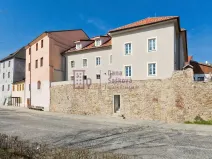 Pronájem obchodního prostoru, Jindřichův Hradec - Jindřichův Hradec I, nám. Míru, 18 m2