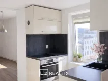 Pronájem bytu 3+1, Praha - Smíchov, Štefánikova, 124 m2