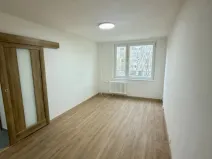 Pronájem bytu 2+kk, Louny, Školní, 39 m2