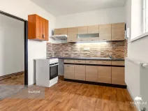 Prodej bytu 3+1, Hlohová, 92 m2