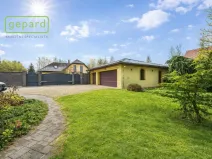 Prodej rodinného domu, Braškov, Akátová, 446 m2