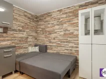 Prodej atypického bytu, Praha, Chvalská, 11 m2