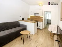 Pronájem bytu 2+kk, Zlín, Javorová, 34 m2
