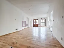 Pronájem restaurace, Jindřichův Hradec - Jindřichův Hradec I, nám. Míru, 50 m2