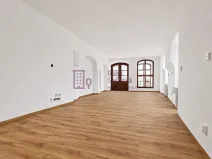 Pronájem restaurace, Jindřichův Hradec - Jindřichův Hradec I, nám. Míru, 50 m2