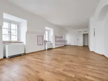 Pronájem restaurace, Jindřichův Hradec - Jindřichův Hradec I, nám. Míru, 50 m2