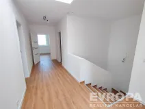 Pronájem rodinného domu, Červené Pečky, Hrabáňova, 210 m2