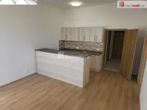 Pronájem bytu 2+kk, Milovice - Mladá, Zátopkova, 50 m2
