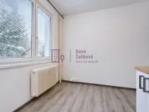 Pronájem bytu 1+kk, Jindřichův Hradec - Jindřichův Hradec III, sídliště Vajgar, 16 m2