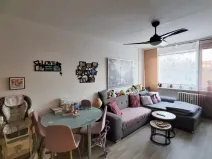 Pronájem bytu 2+kk, Praha - Hostivař, Kozmíkova, 46 m2