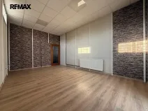 Pronájem obchodního prostoru, Plzeň, Rokycanská, 56 m2