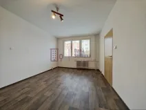 Pronájem bytu 2+1, Jindřichův Hradec - Jindřichův Hradec III, sídliště Vajgar, 59 m2