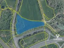 Prodej podílu pole, Karlovy Vary, 3242 m2