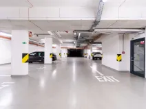 Pronájem garážového stání, Praha - Holešovice, Argentinská, 13 m2