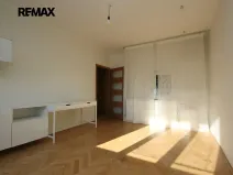 Pronájem bytu 2+1, Praha - Malešice, Troilova, 53 m2