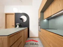 Pronájem bytu 2+1, Brno, Čápkova, 73 m2