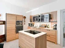 Prodej atypického bytu, Praha, Valentinská, 108 m2