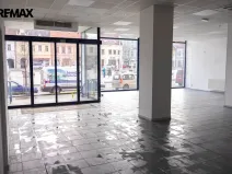 Pronájem obchodního prostoru, Třebíč - Vnitřní Město, Karlovo nám., 325 m2