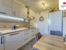 Prodej bytu 2+1, Plzeň, Chválenická, 69 m2