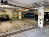 Pronájem garážového stání, Praha - Jinonice, U kříže, 13 m2