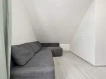 Pronájem bytu 2+kk, Praha - Žižkov, Na Jarově, 35 m2