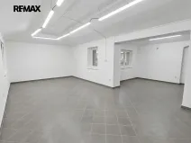 Prodej obchodního prostoru, Chýnice, Karlštejnská, 74 m2