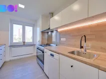 Prodej bytu 3+1, Šumperk, nám. Republiky, 27 m2