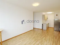 Pronájem bytu 2+kk, Praha, Uherská, 45 m2