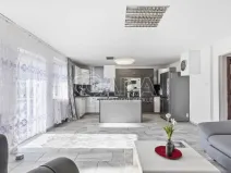 Prodej rodinného domu, Průhonice, U Cihelny, 200 m2