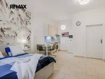 Pronájem bytu 1+kk, Praha - Holešovice, Farského, 35 m2
