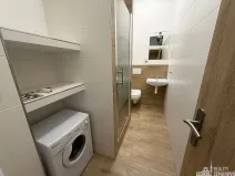 Pronájem bytu 1+1, Praha - Vršovice, Charkovská, 39 m2