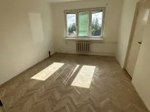Pronájem bytu 2+1, Habartov, náměstí Přátelství, 56 m2