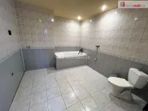 Pronájem obchodního prostoru, Uherské Hradiště - Mařatice, Jižní, 134 m2