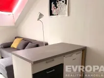 Pronájem bytu 2+kk, Praha - Nové Město, Lublaňská, 49 m2