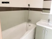 Prodej bytu 2+1, Ostrov, Jungmannova, 61 m2
