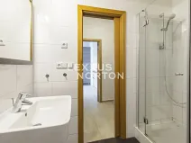 Pronájem bytu 1+kk, Praha - Bubeneč, Mlýnská, 37 m2