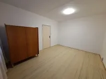 Pronájem bytu 2+1, Hrádek, 1. máje, 60 m2