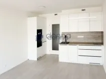Pronájem bytu 1+kk, Praha, Poděbradská, 32 m2